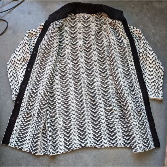 FOXCROFT Chunky Knit Jacket Cardigan Women's Size Large Button Up Quiet Luxury - Picture 4 of 13